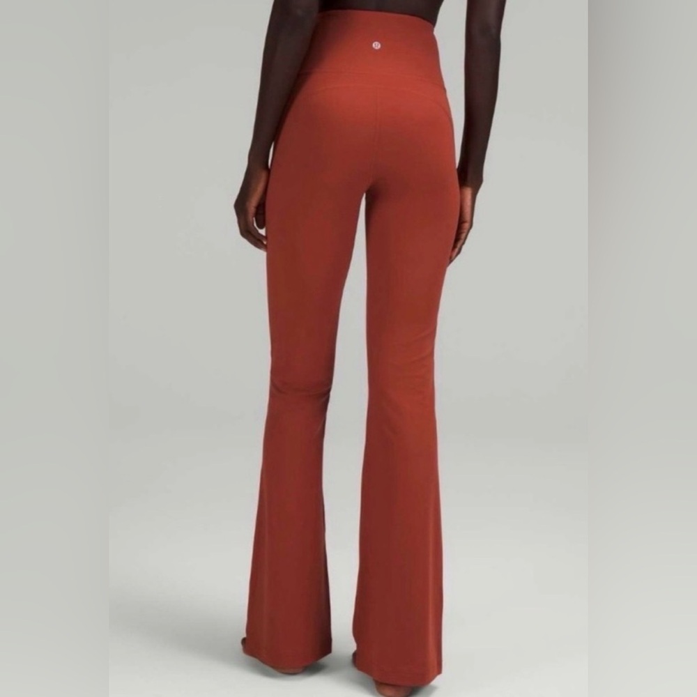 Lululemon Groove Nulu super high rise flared pants regular size 6 cayenne color